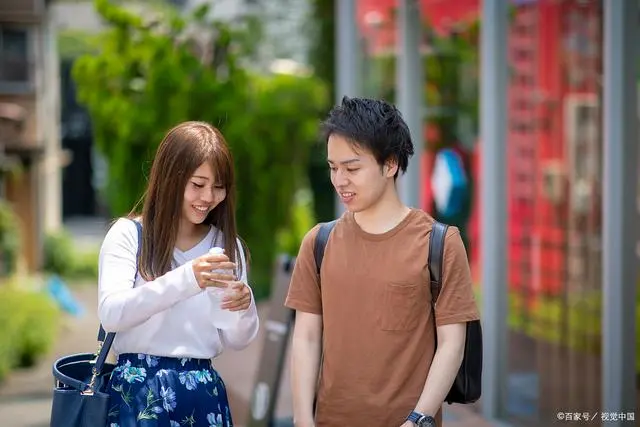 与陌生女生搭讪_陌生搭讪女生怎么聊天_陌生人搭讪