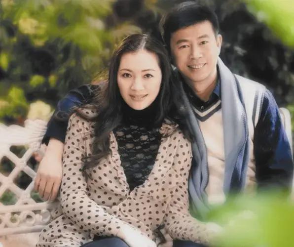 55岁老婆出轨_出轨老婆要离婚怎么挽回_出轨老婆的闺蜜电视剧