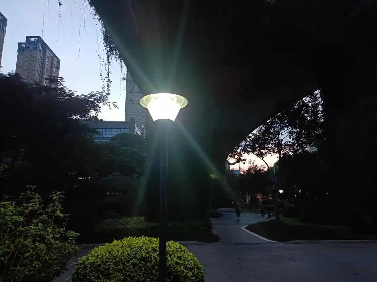 和男生聊天技巧幽默_幽默聊天男生技巧图片_幽默聊天男生技巧有哪些