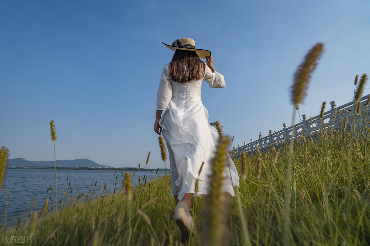 搭讪女生成功几率大吗_搭讪女生要袜子怎么说_咋和女生搭讪