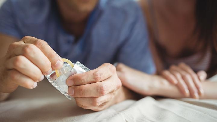 <b>第一次性生活需要哪些技巧？如何让自己的第一次更美好</b>