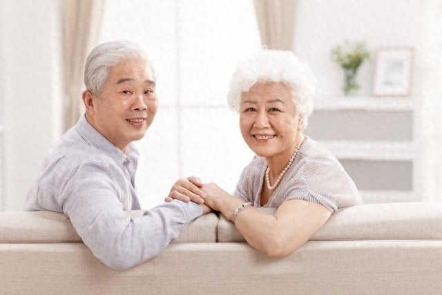 婚姻沟通技巧_中年夫妻性生活技巧要注重安全_夫妻家务矛盾解决