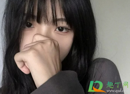男生很喜欢一个女生会主动吗3