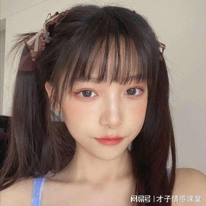 女追男暧昧聊天技巧_暧昧期推进关系技巧_女性主动推进暧昧期